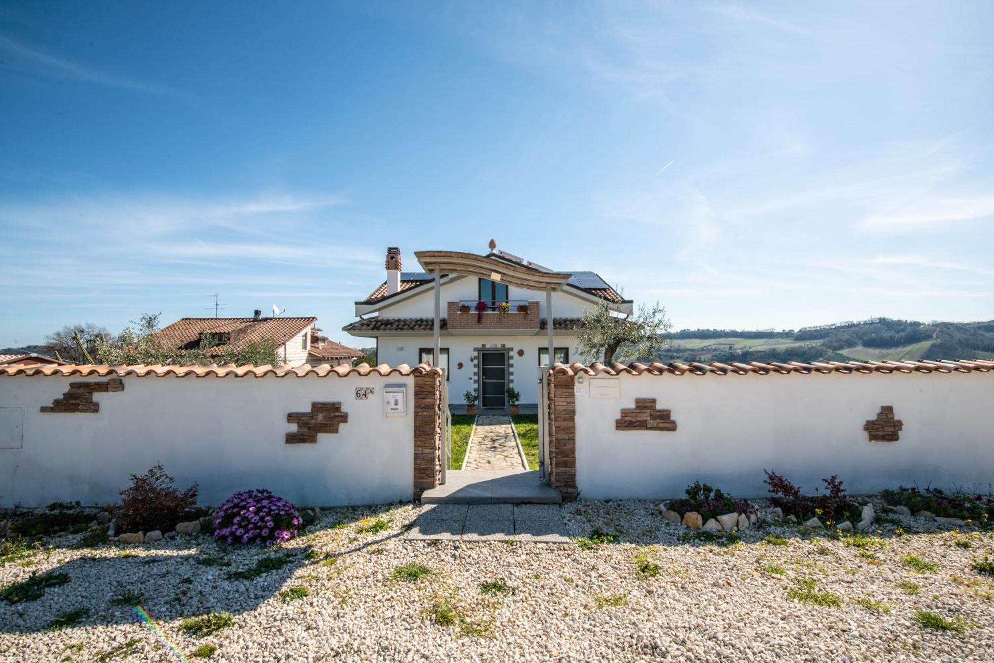 Villa Mastro Oleario 5 Dal Mare 30 Dai Monti Torrevecchia Teatina Εξωτερικό φωτογραφία