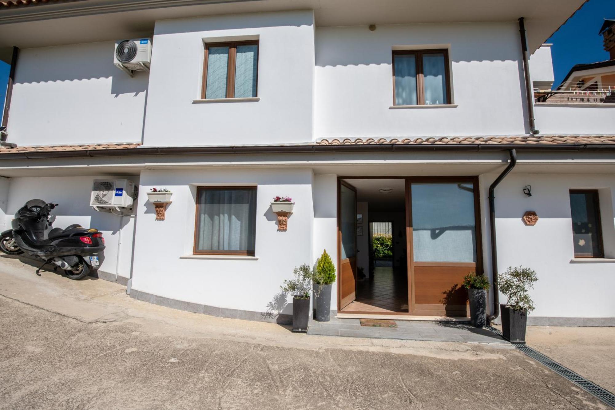 Villa Mastro Oleario 5 Dal Mare 30 Dai Monti Torrevecchia Teatina Εξωτερικό φωτογραφία